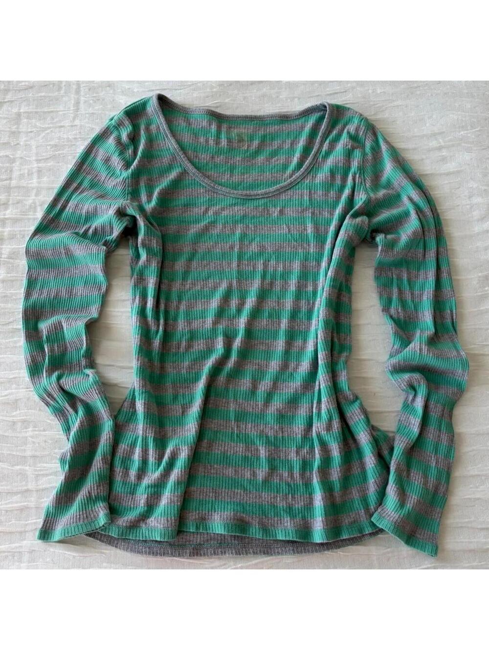 Old Navy Women's Green and Grey Shirt